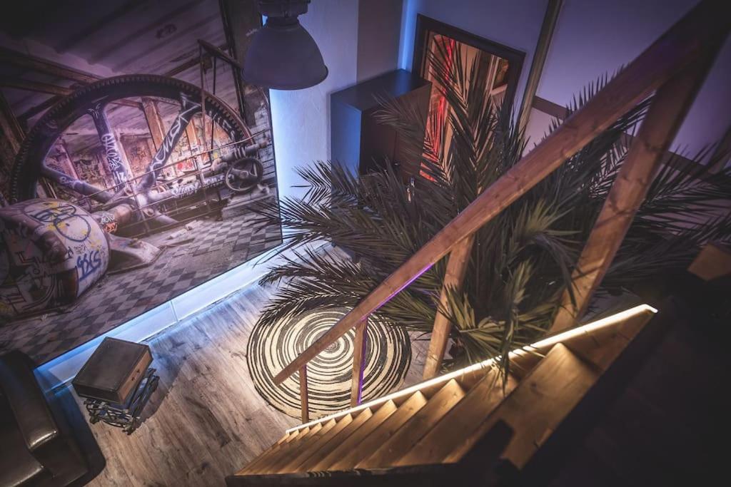 Einzigartige Ferienwohnung Bunt Wie Berlin Luaran gambar